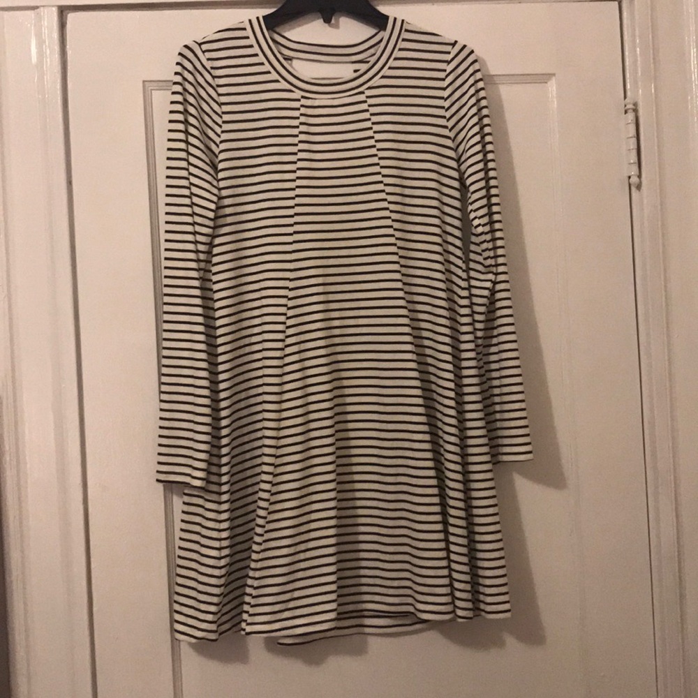 BCBG Generation black and white striped dress